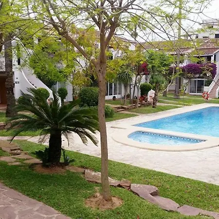 アパートホテル Tropicana Park デニア